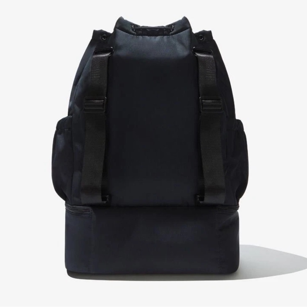 NWT Beyond Yoga Convertible Gym Black Backpack - Picture 3 of 7
